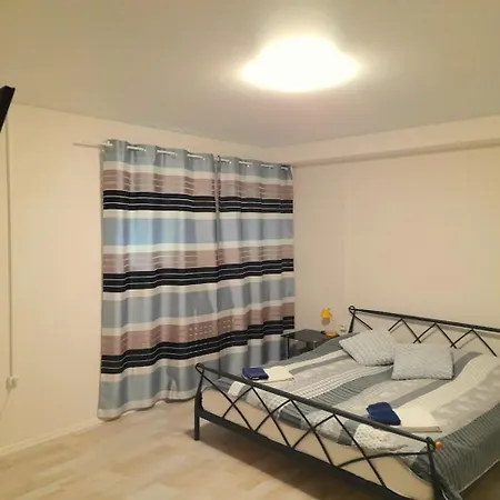 Aparthotel Lev I Sova *