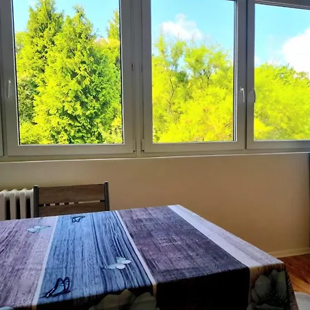 公寓式酒店 Lev I Sova Mělník
